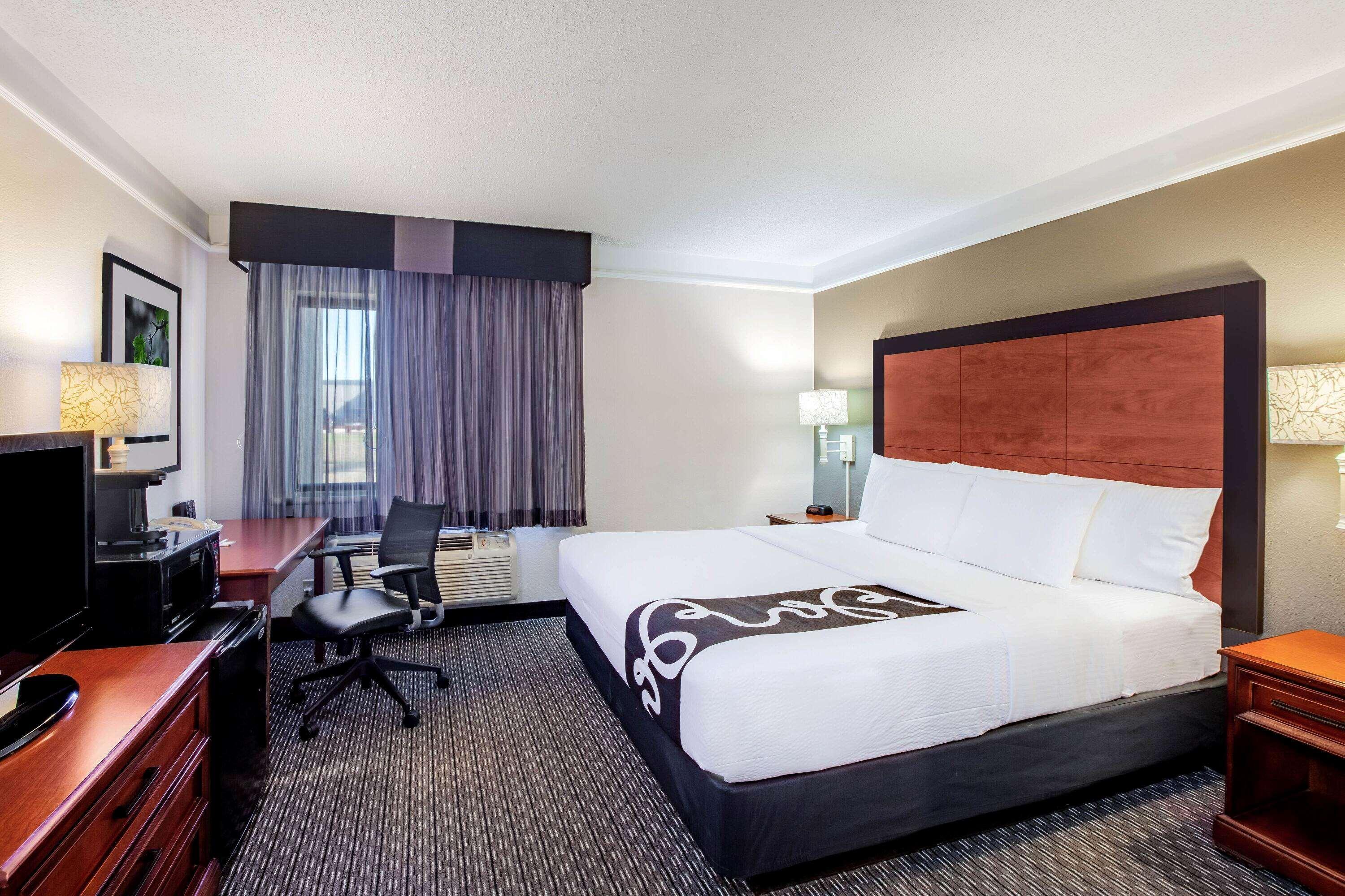 La Quinta By Wyndham Houston Baytown East Hotel Exterior photo