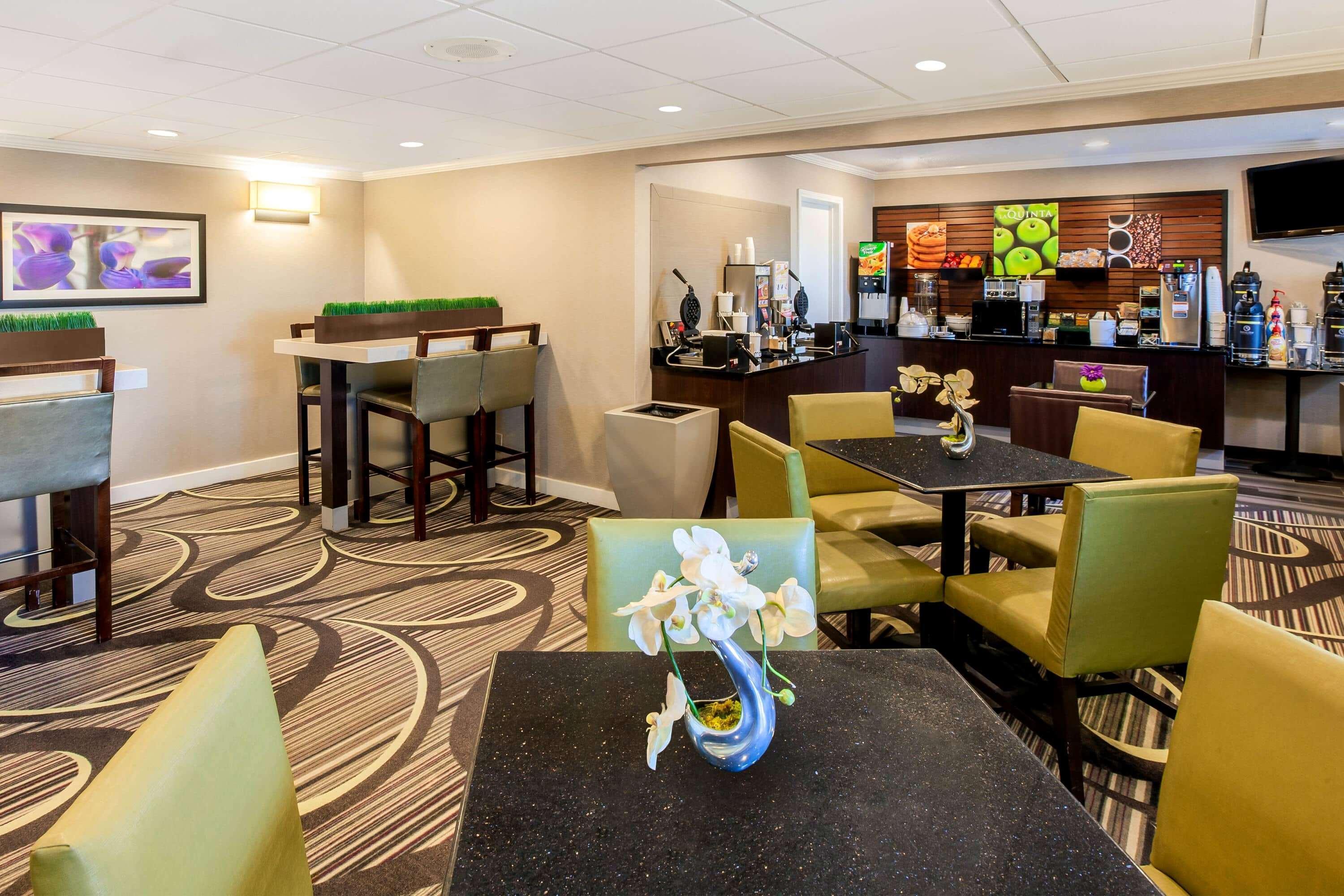 La Quinta By Wyndham Houston Baytown East Hotel Exterior photo