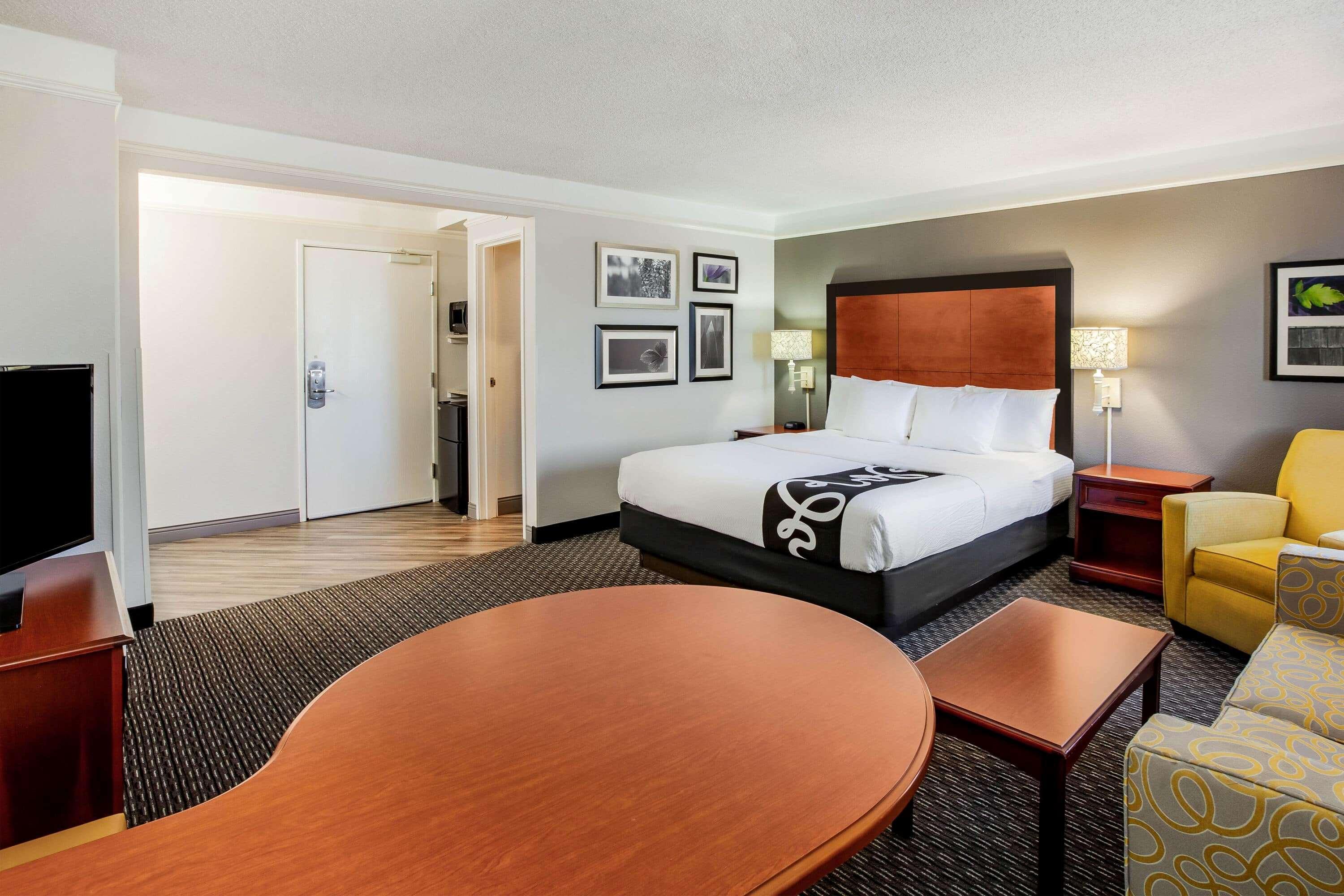 La Quinta By Wyndham Houston Baytown East Hotel Exterior photo